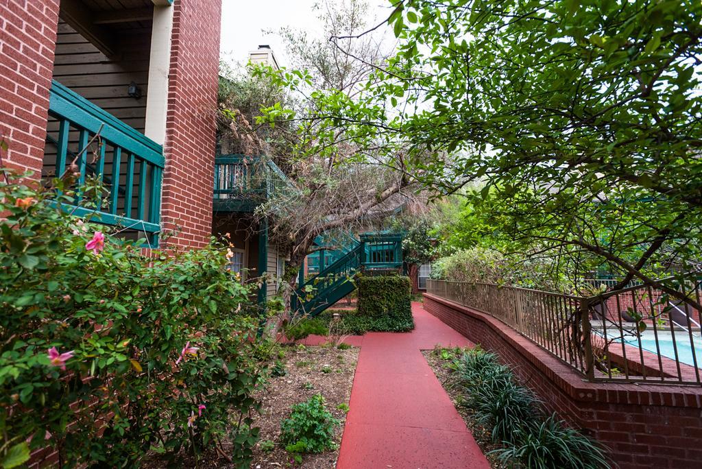 Habitat Suites Austin Exterior photo